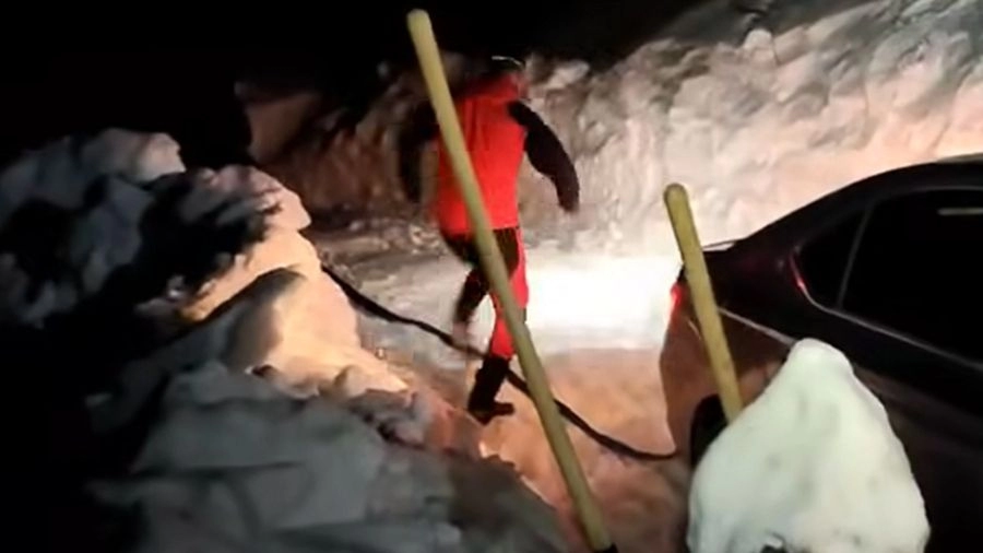 Drama na bh. planini: Državljani Hrvatske ostali zaglavljeni na planini u automobilu